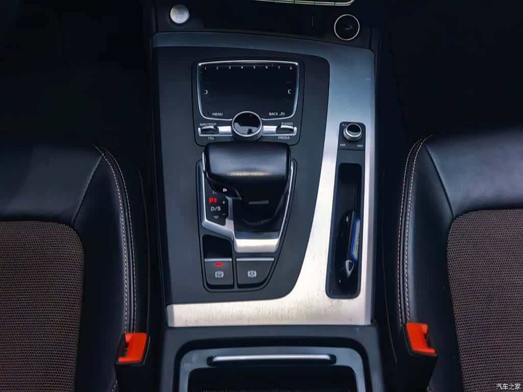 Audi Q5L, 2019 16