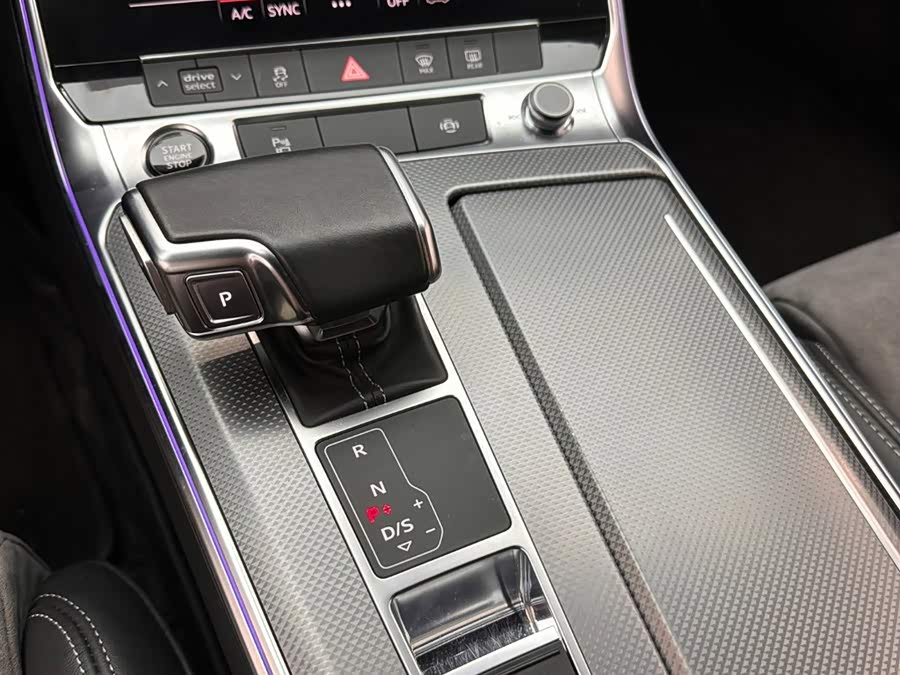 Audi A6L 2022, фото 15