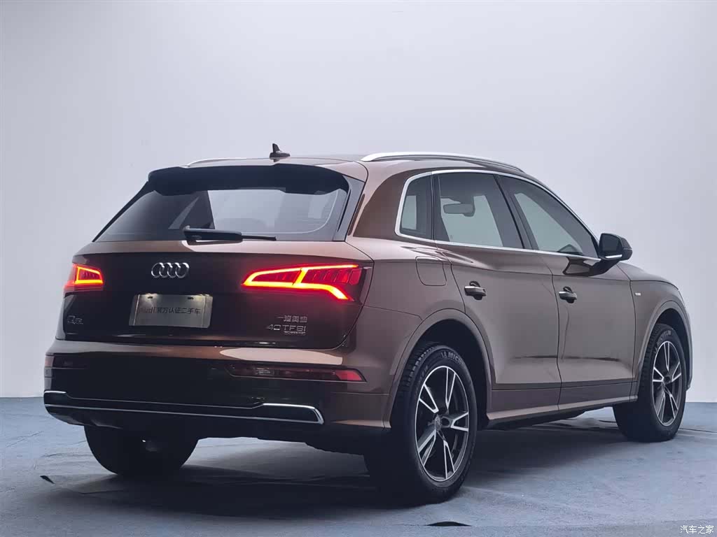 Audi Q5L, 2019 4
