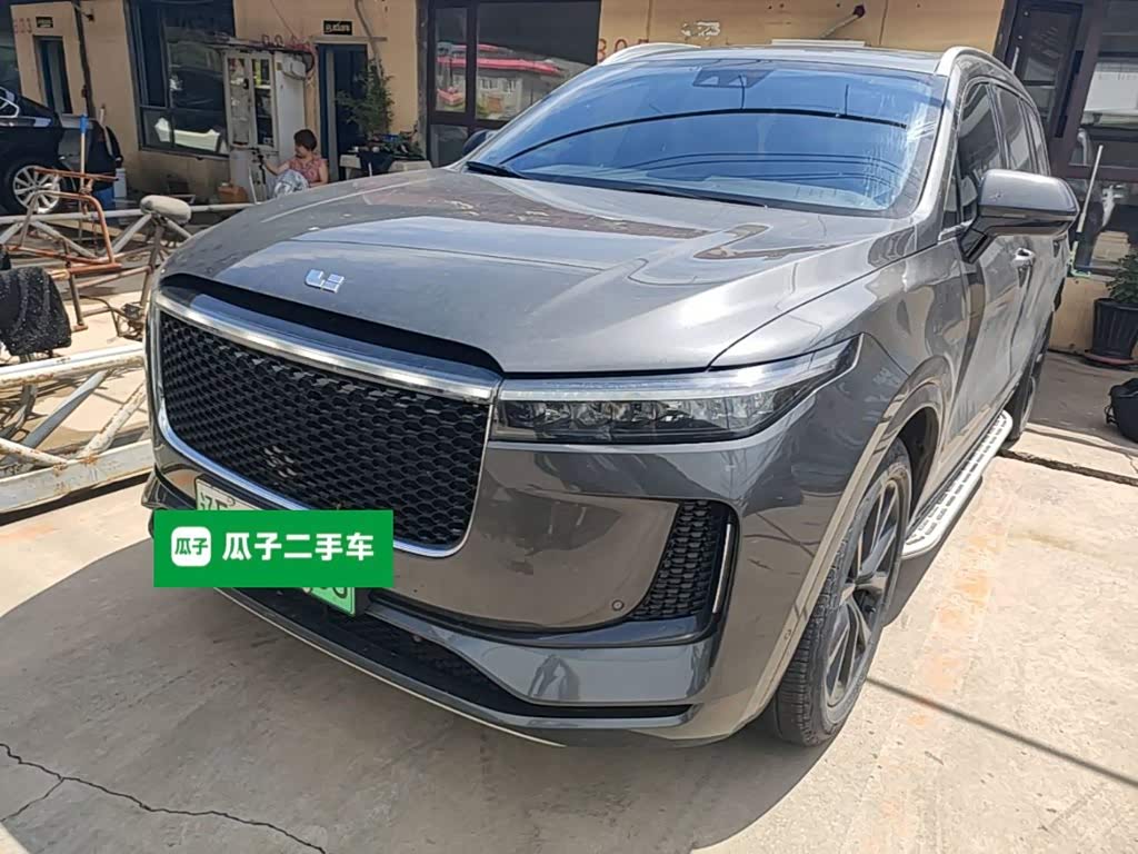 Li Auto ONE