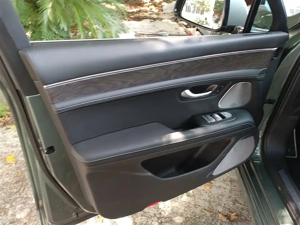 HarmonyOS Ask the world M5