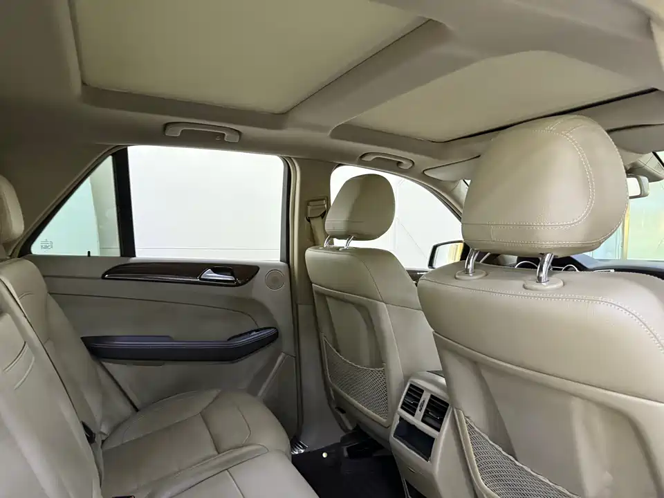 Mercedes-Benz M class