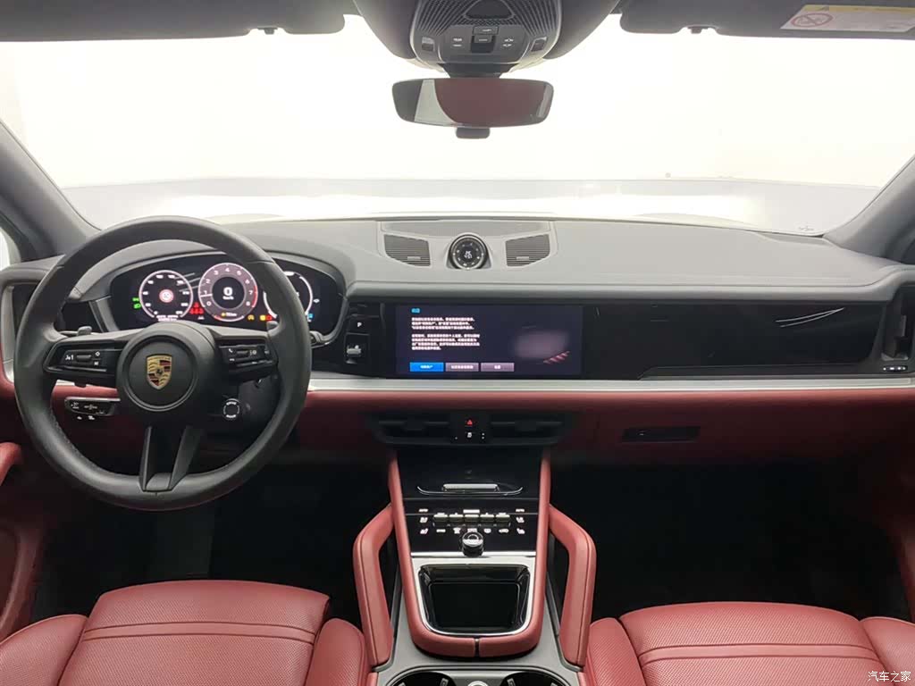 Porsche Cayenne, 2025 13