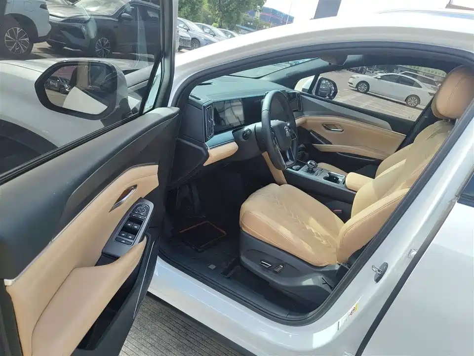 BYD Song L DM-i