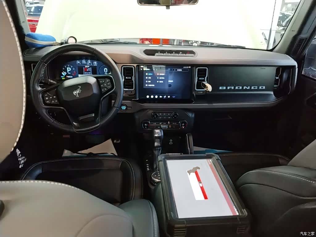 Ford Bronco, 2025 10
