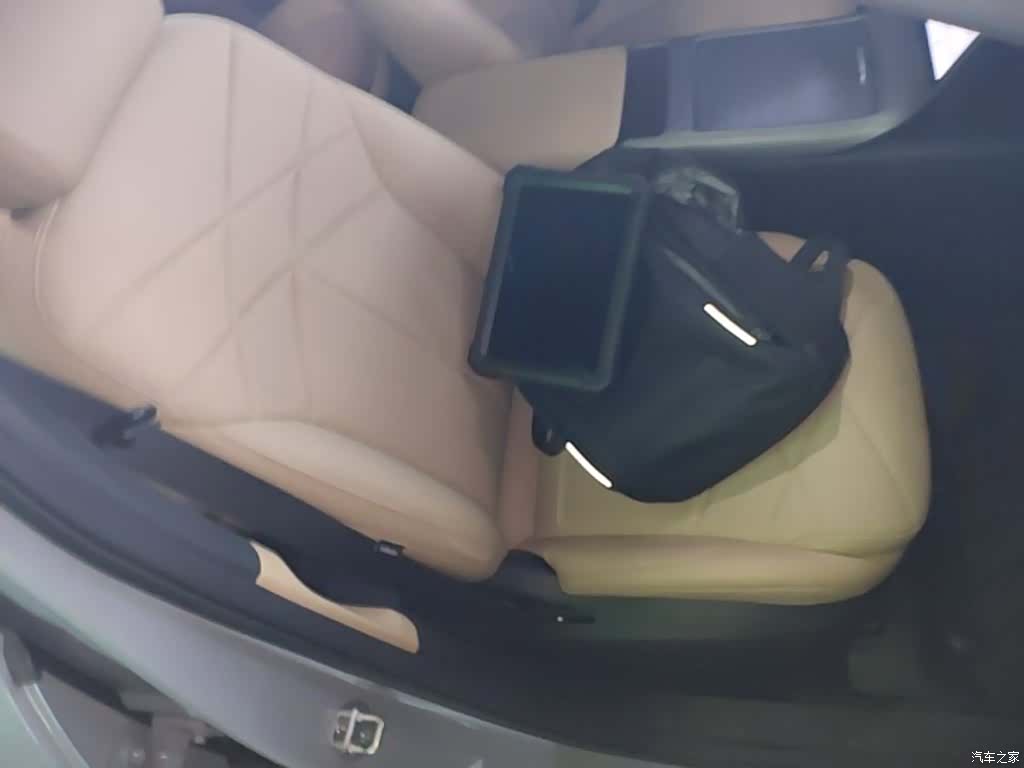 Geely Galaxy L6, 2024 25