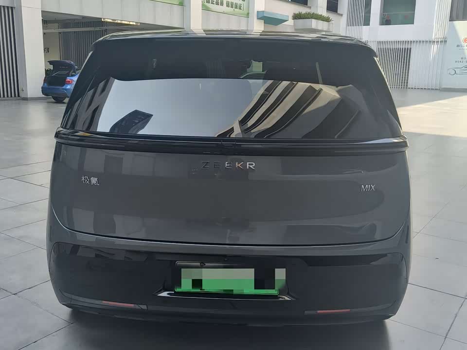 Zeekr MIX
