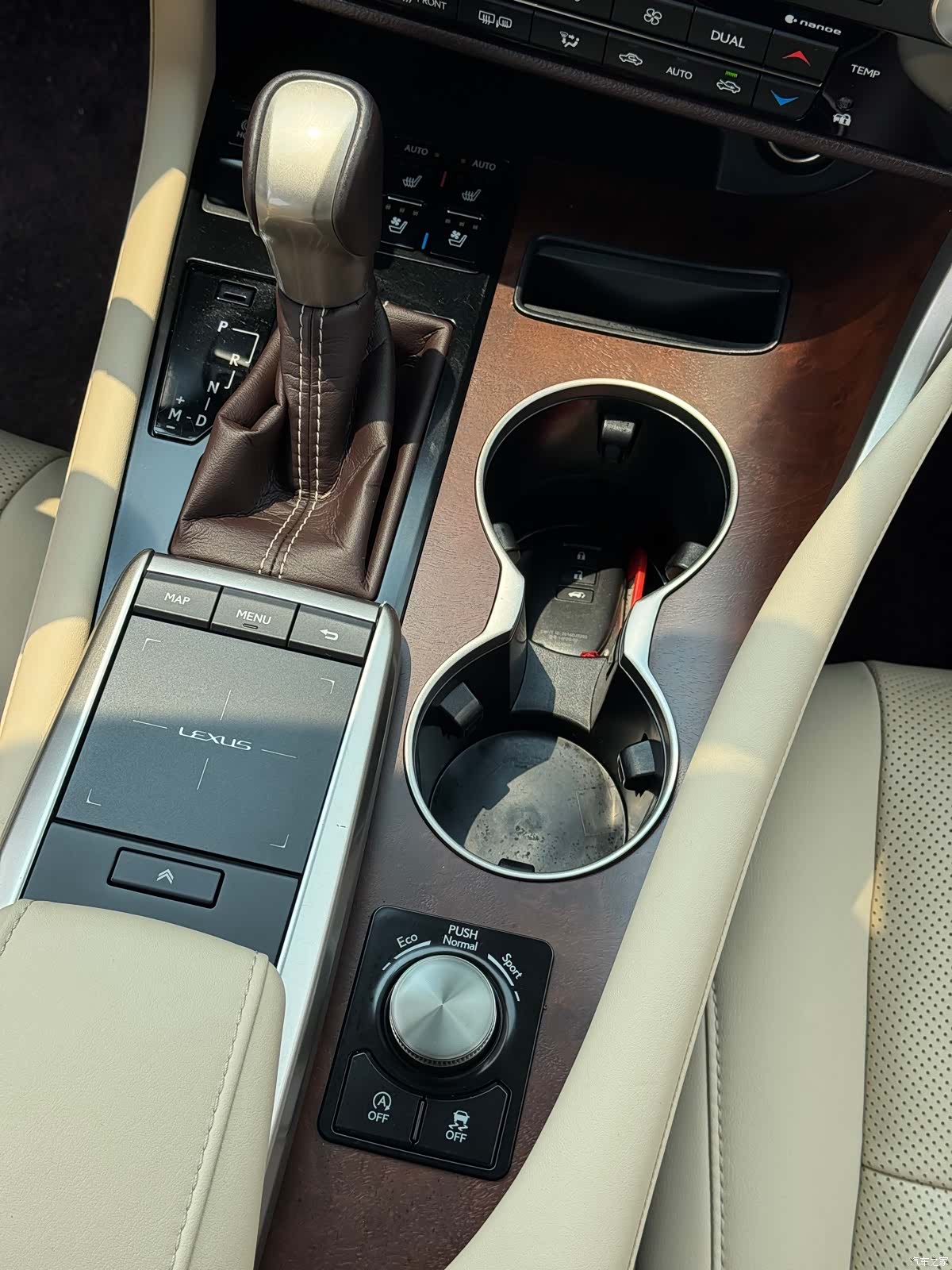 Lexus RX, 2020 12