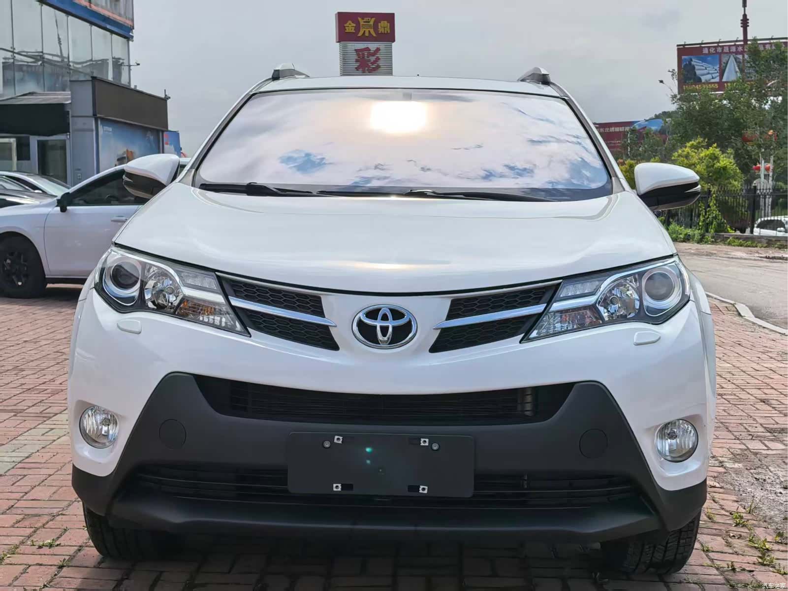 Toyota RAV4, 2014 1