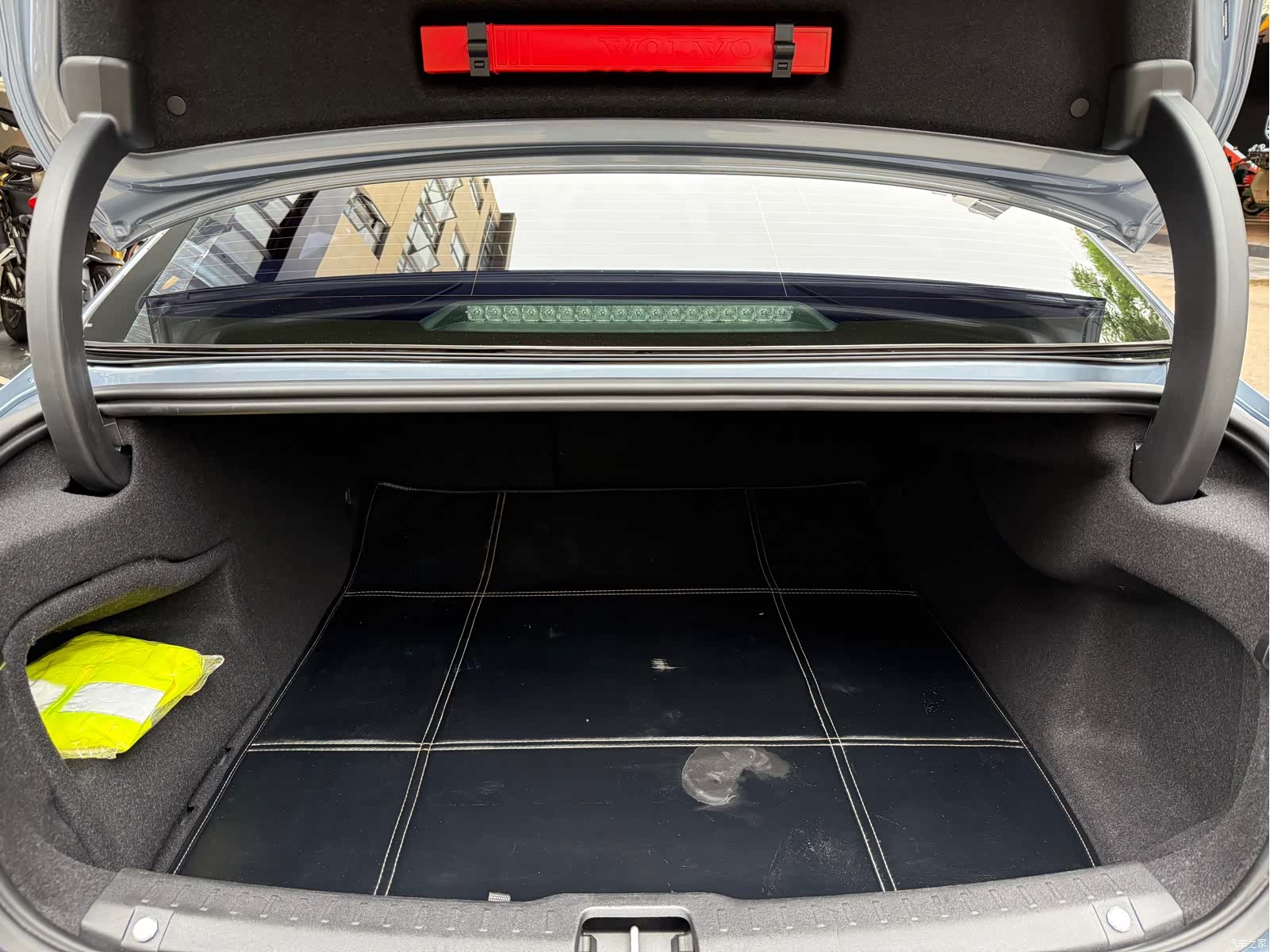 Volvo S90, 2018 20