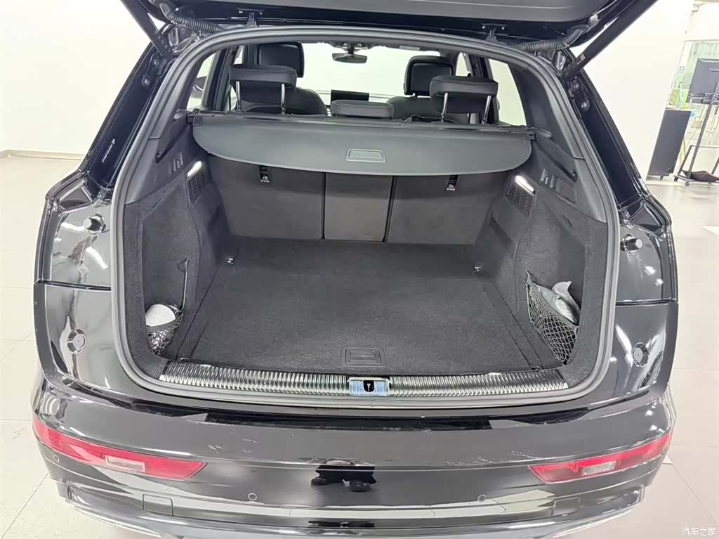 Audi Q5L, 2024 9