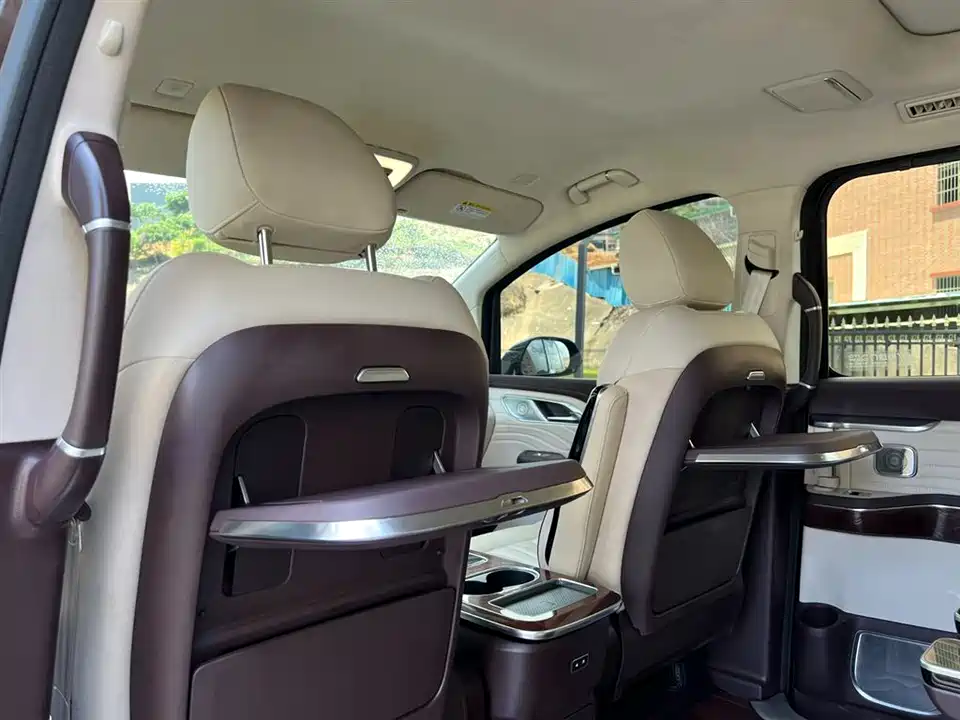 Hongqi HQ9 Hongqi HQ9
