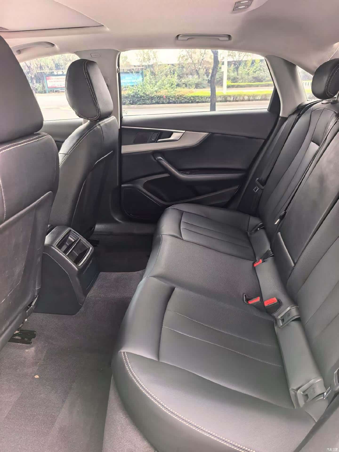 Audi A4L, 2017 9