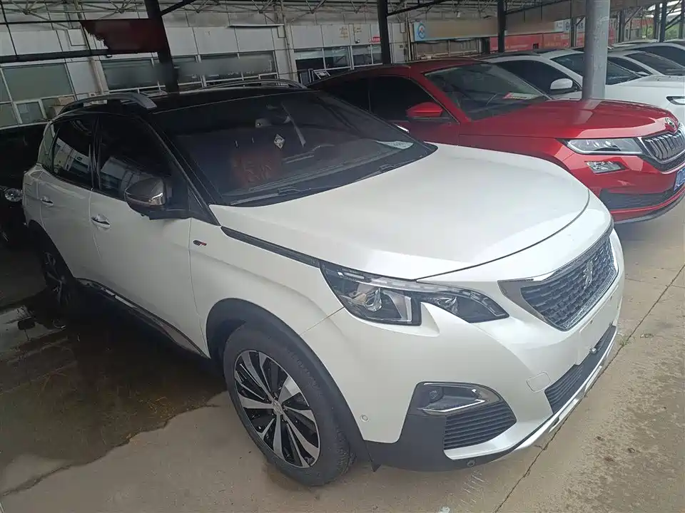 Peugeot 4008