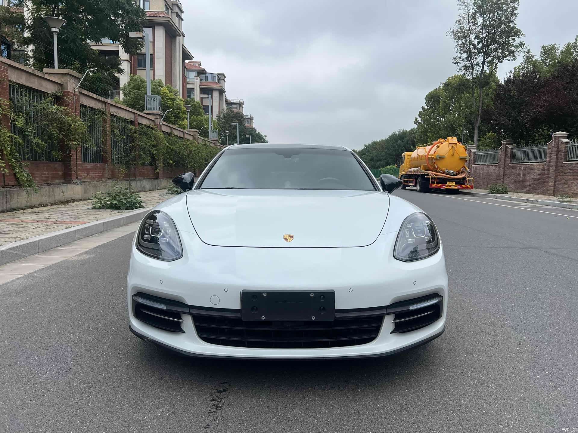 Porsche Panamera, 2019 2