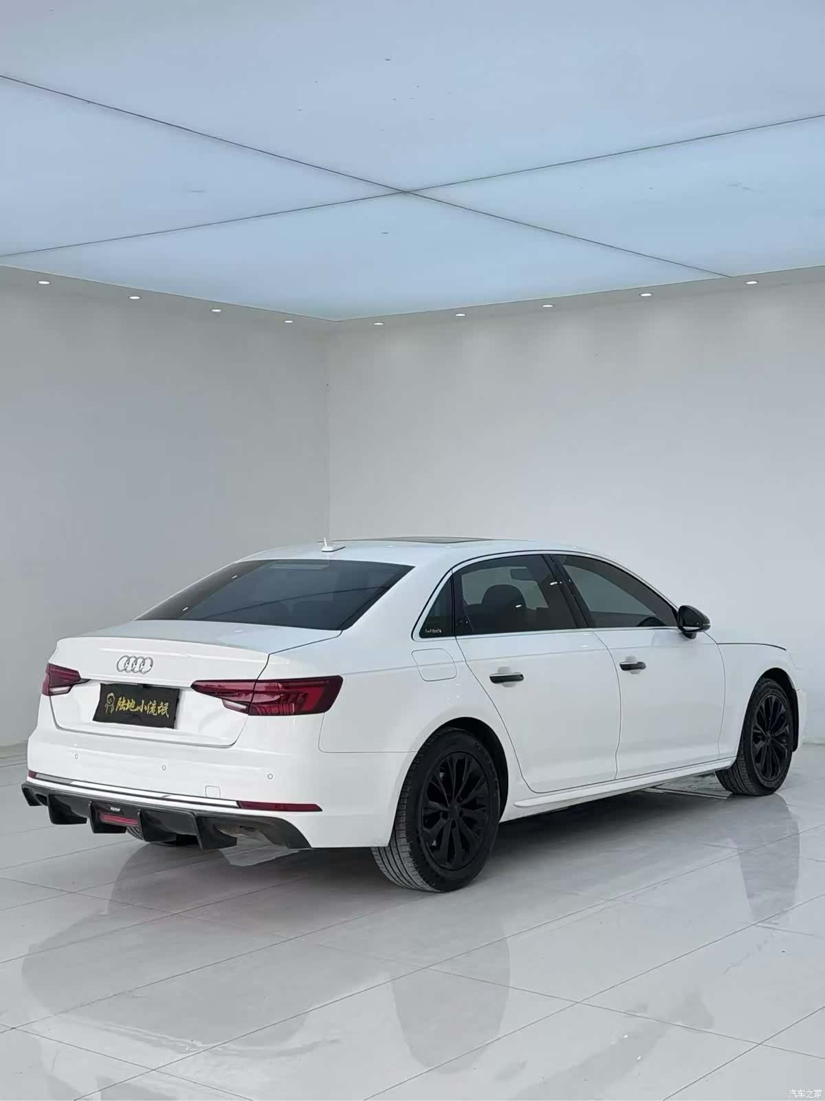 Audi A4L, 2019 11