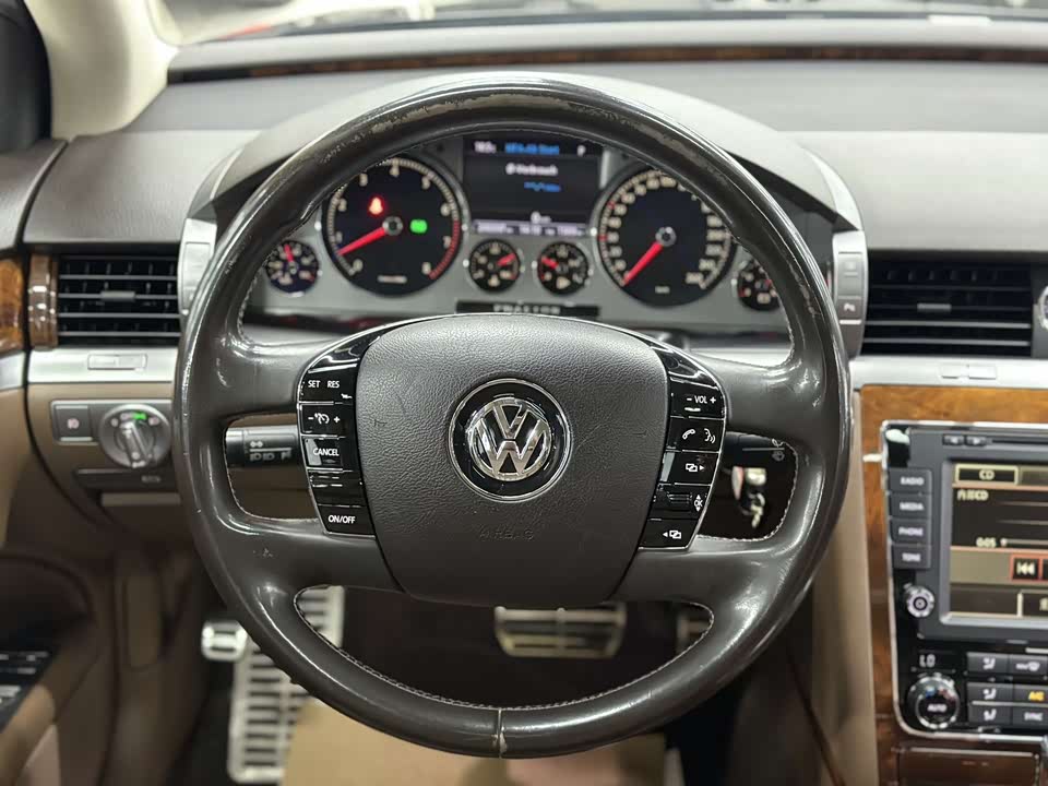 Volkswagen Phaeton