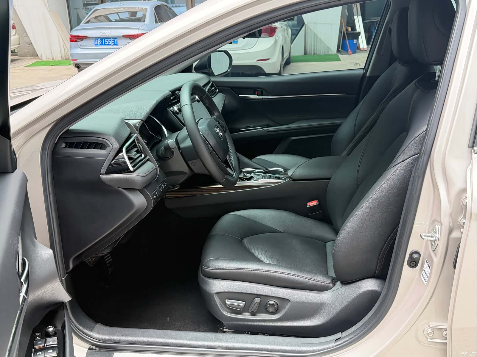 Toyota Camry, 2021 19