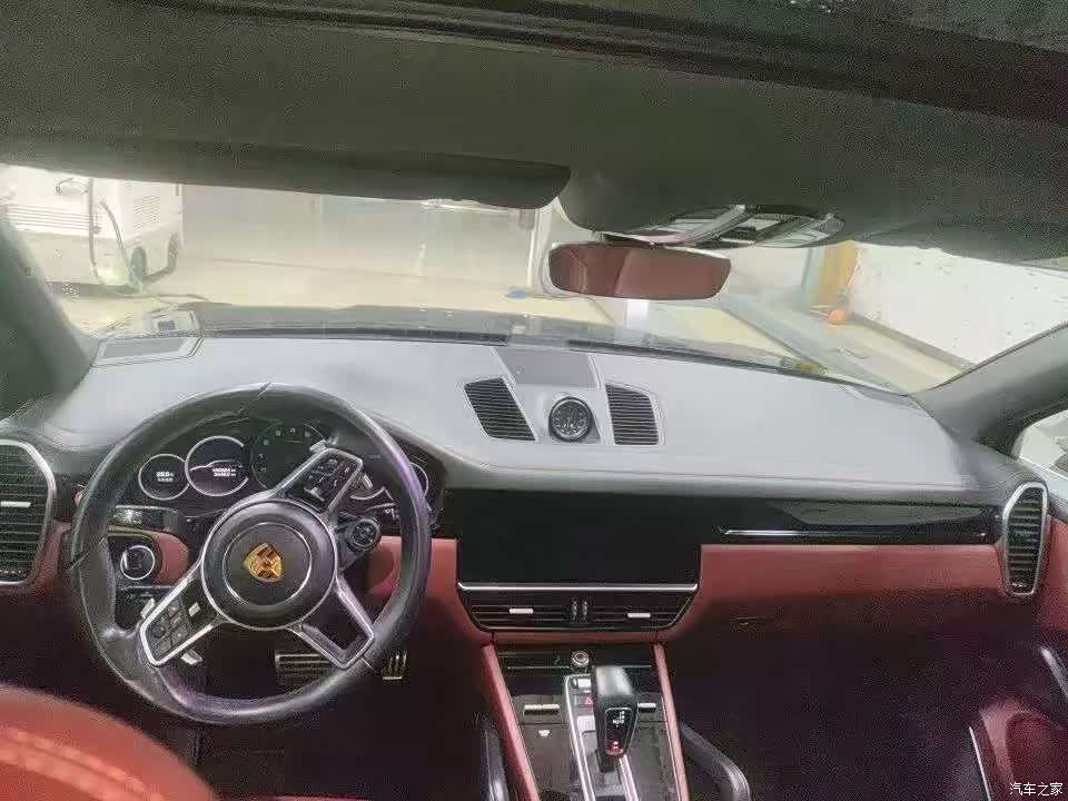 Porsche Cayenne, 2018 7