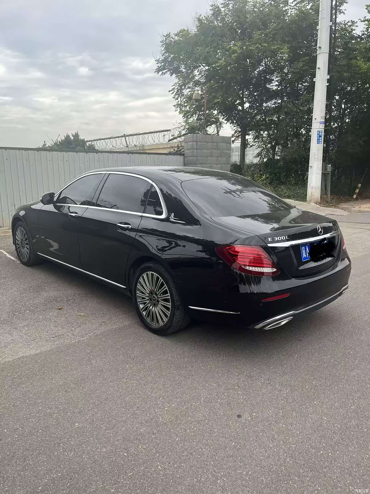 Mercedes-Benz E-Class, 2020 4