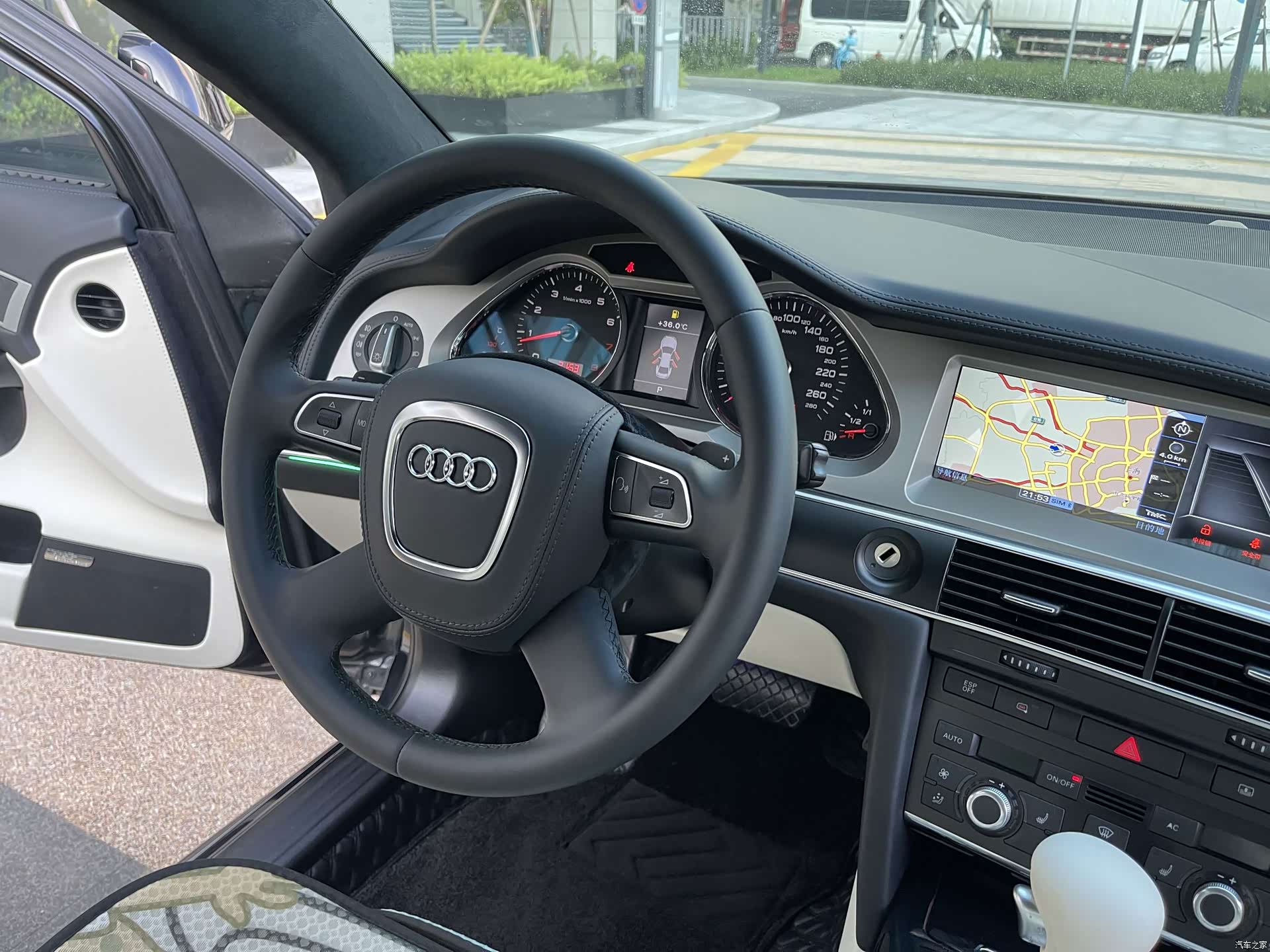 Audi A6L, 2010 19