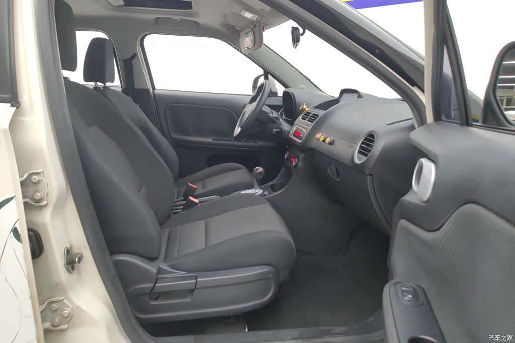 MG 3, 2015 8