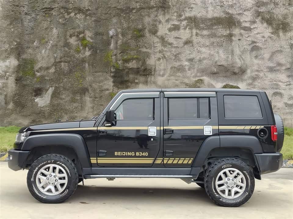 Beijing BJ40