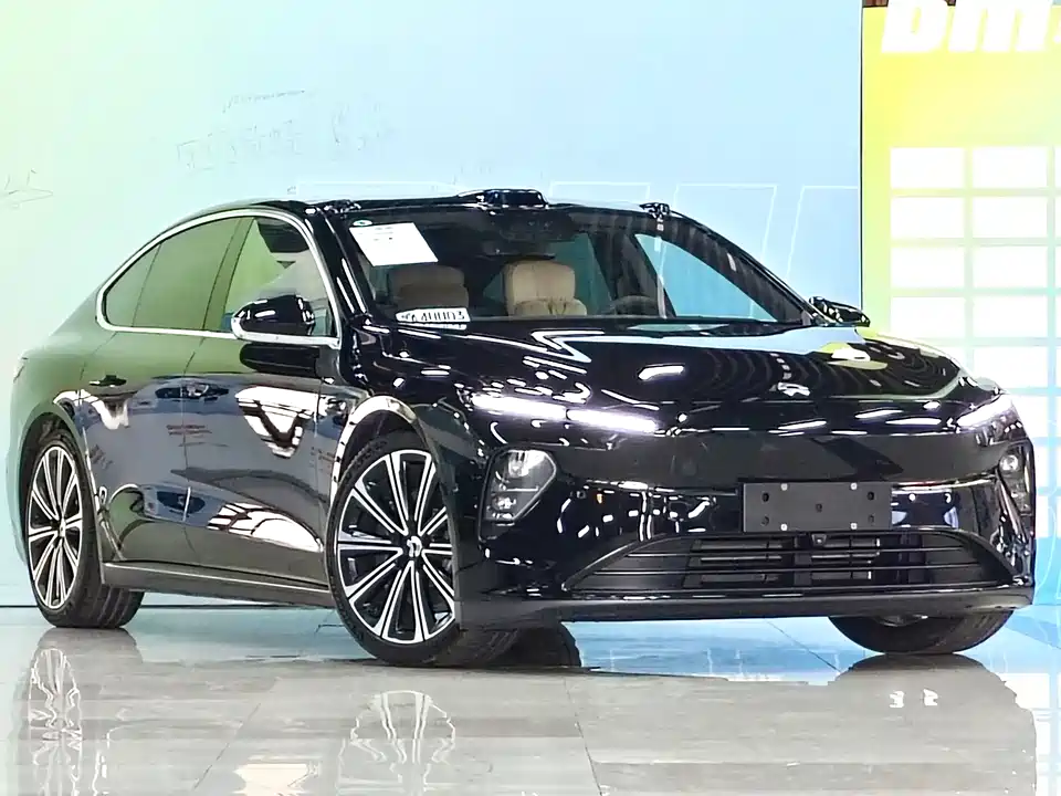 NIO ET7