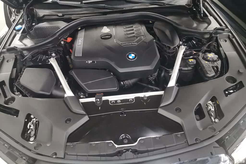 BMW 5 Series, 2022 10