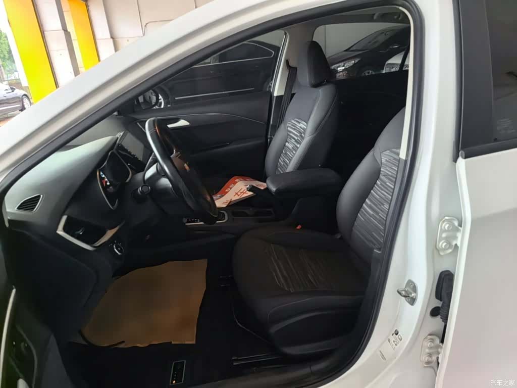 Chevrolet 320, 2019 11