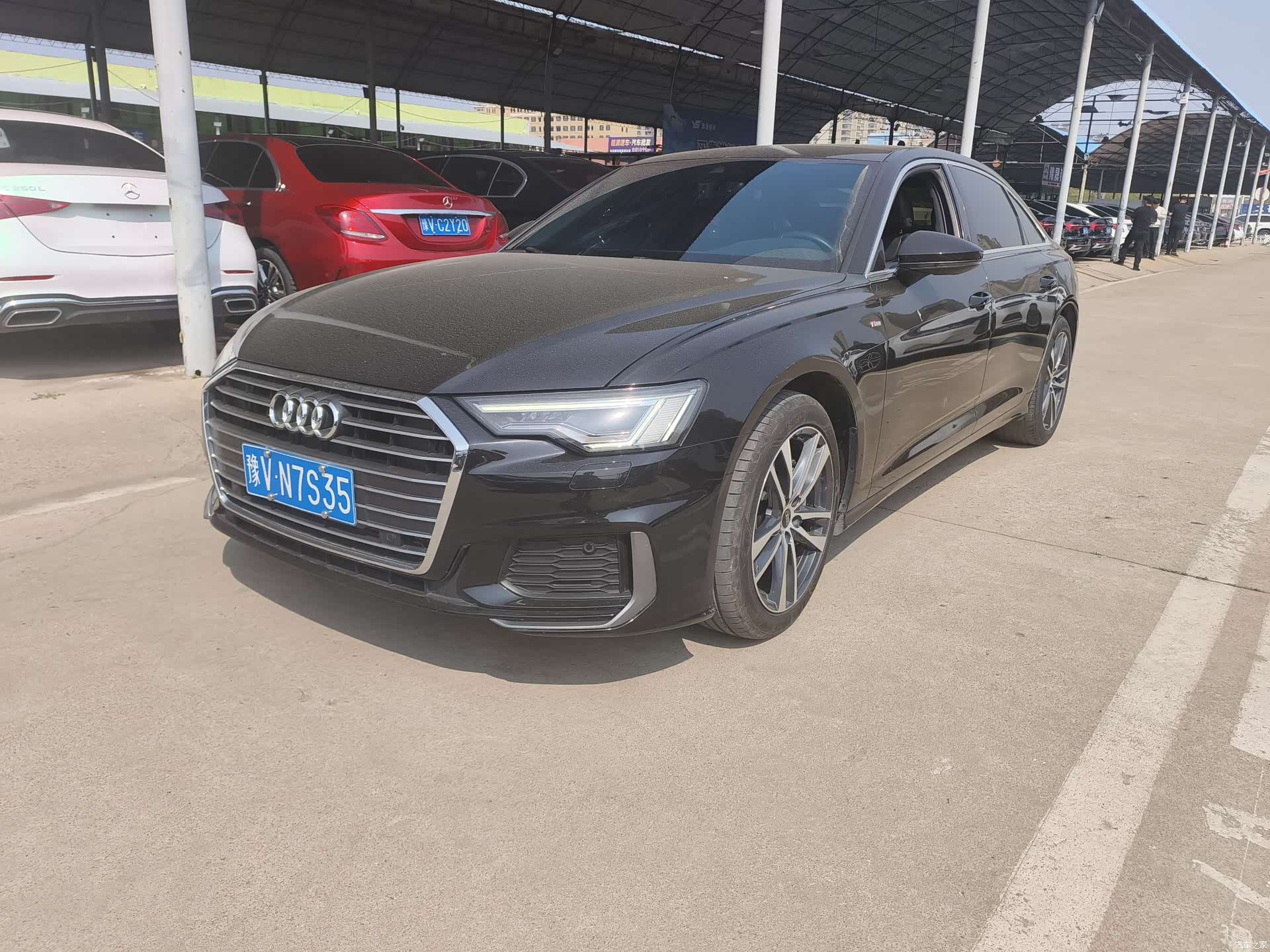 Audi A6L, 2022 1