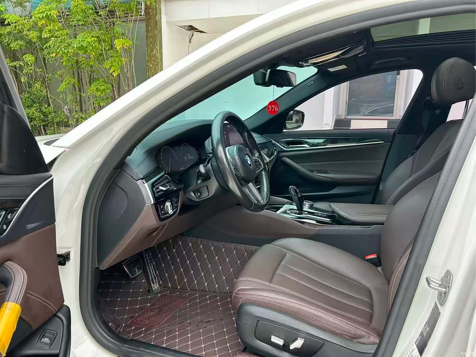 BMW 5 Series, 2019 4