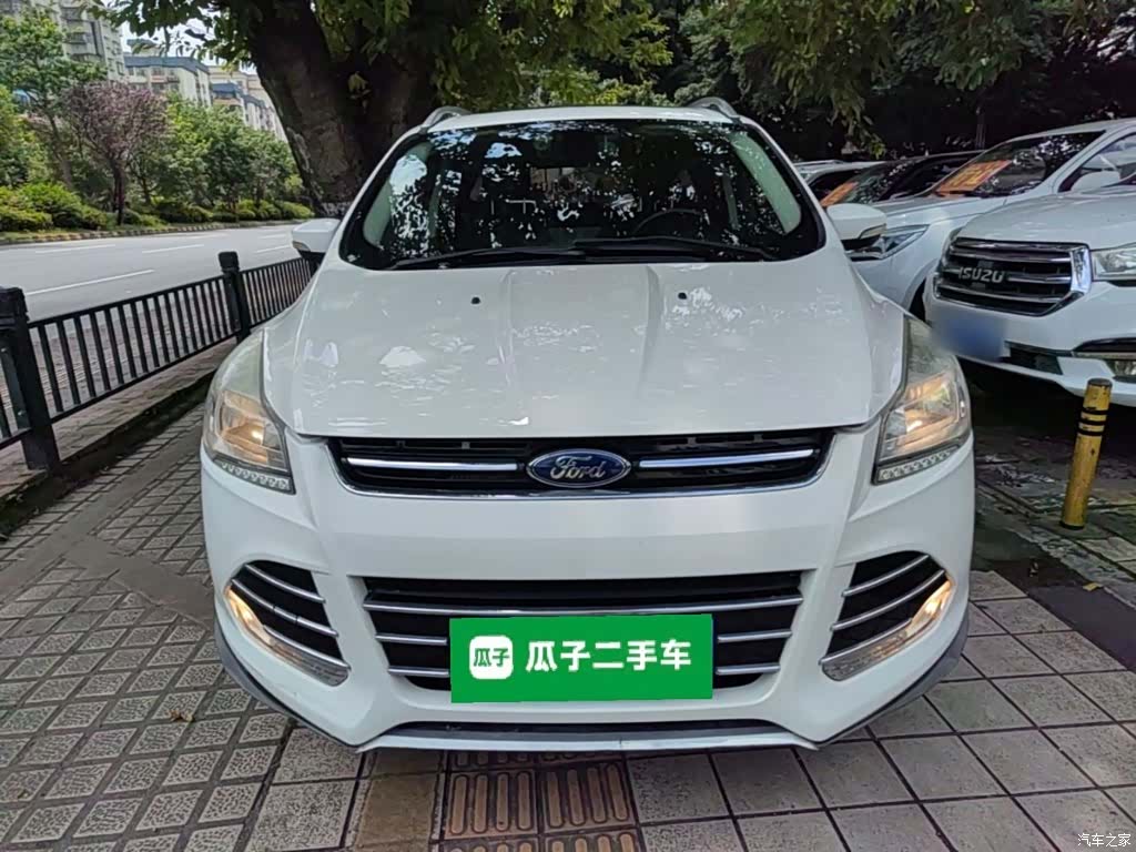 Ford Kuga, 2016 3