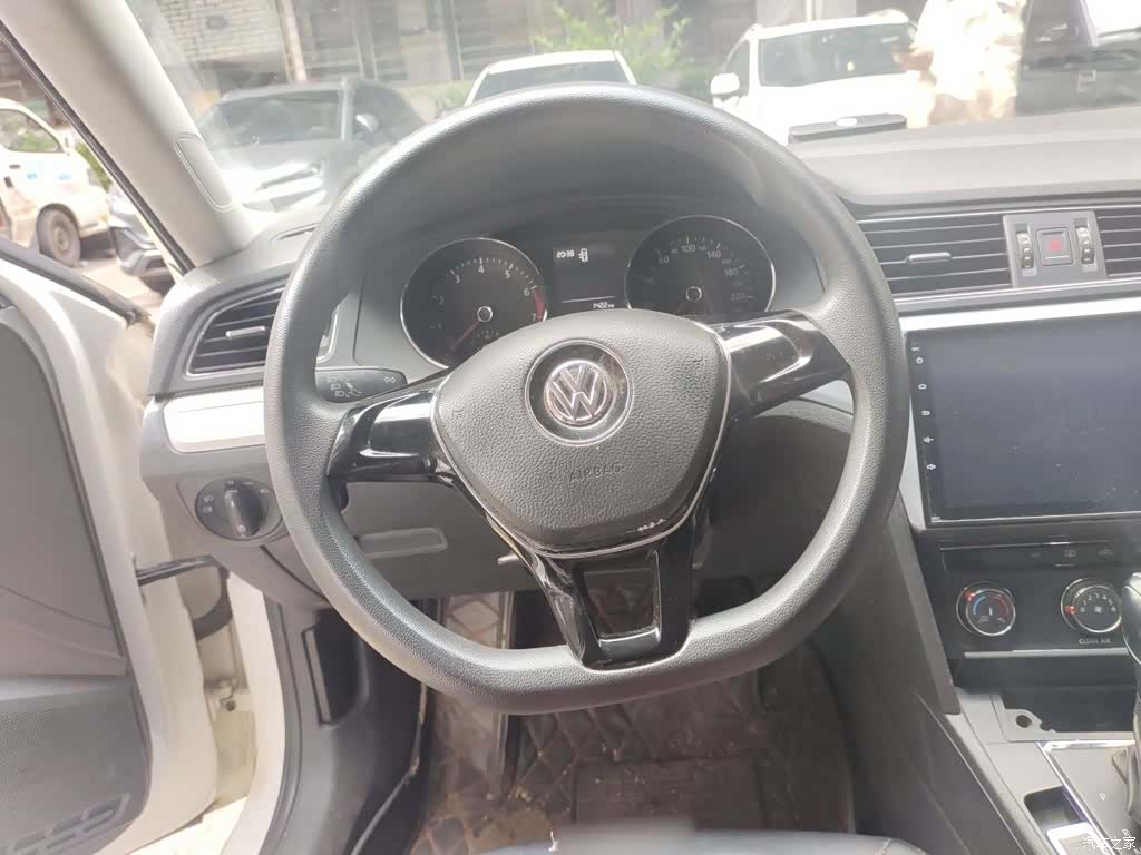 Volkswagen Lamando, 2017 7