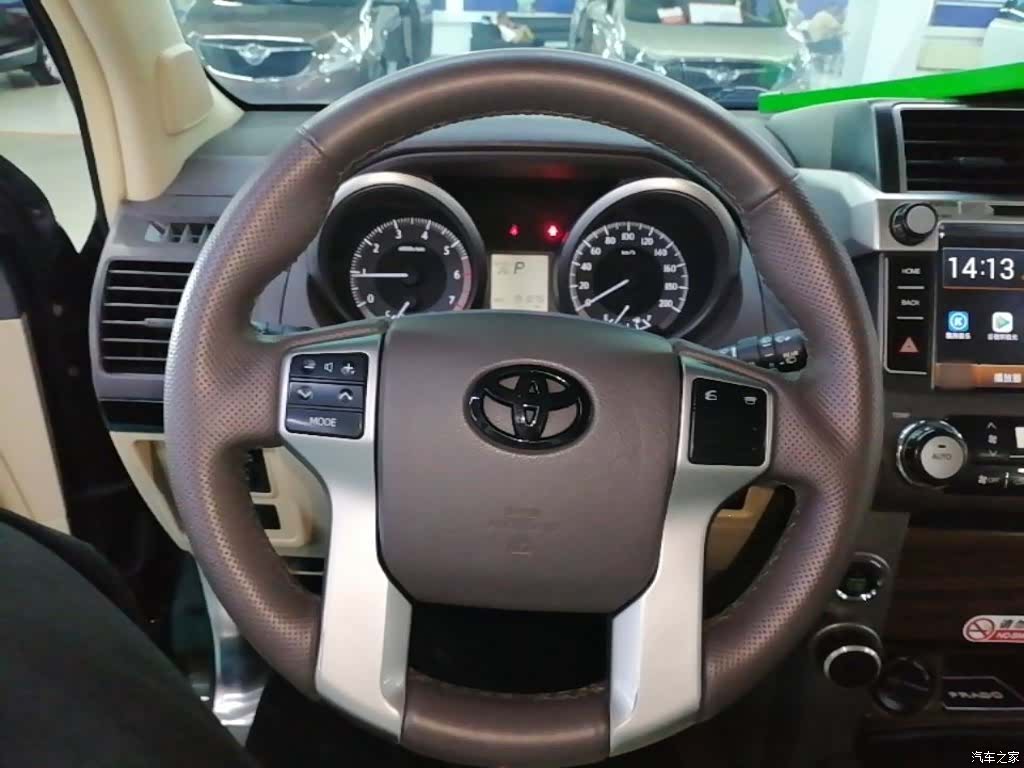 Toyota Prado, 2015 11