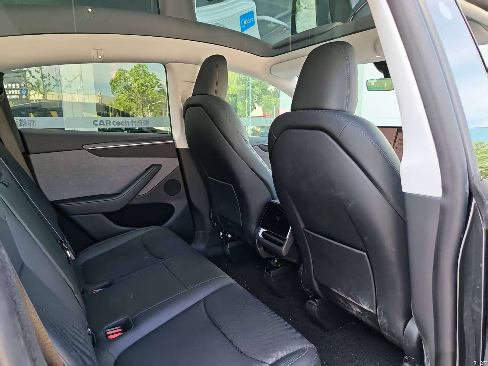 Tesla Model Y, 2025 7