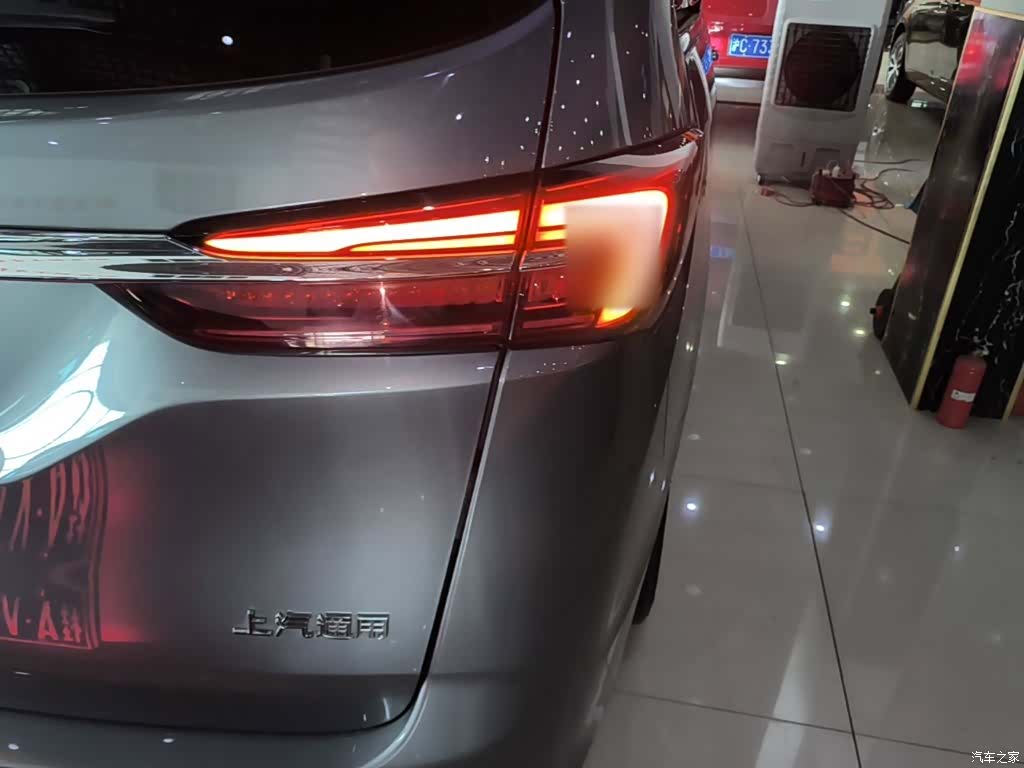 Buick GL8, 2022 8