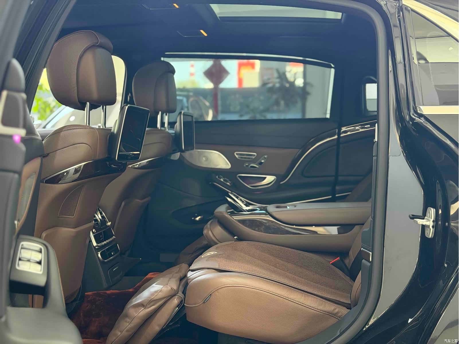 Maybach S-Class, 2015 6