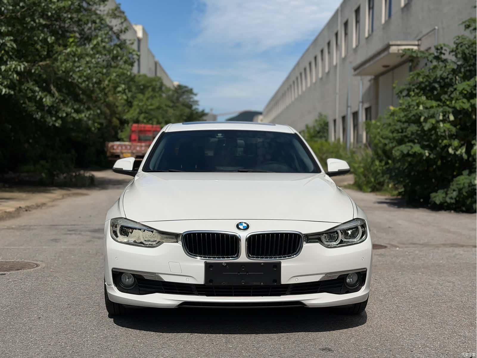 BMW 3 Series, 2017 2