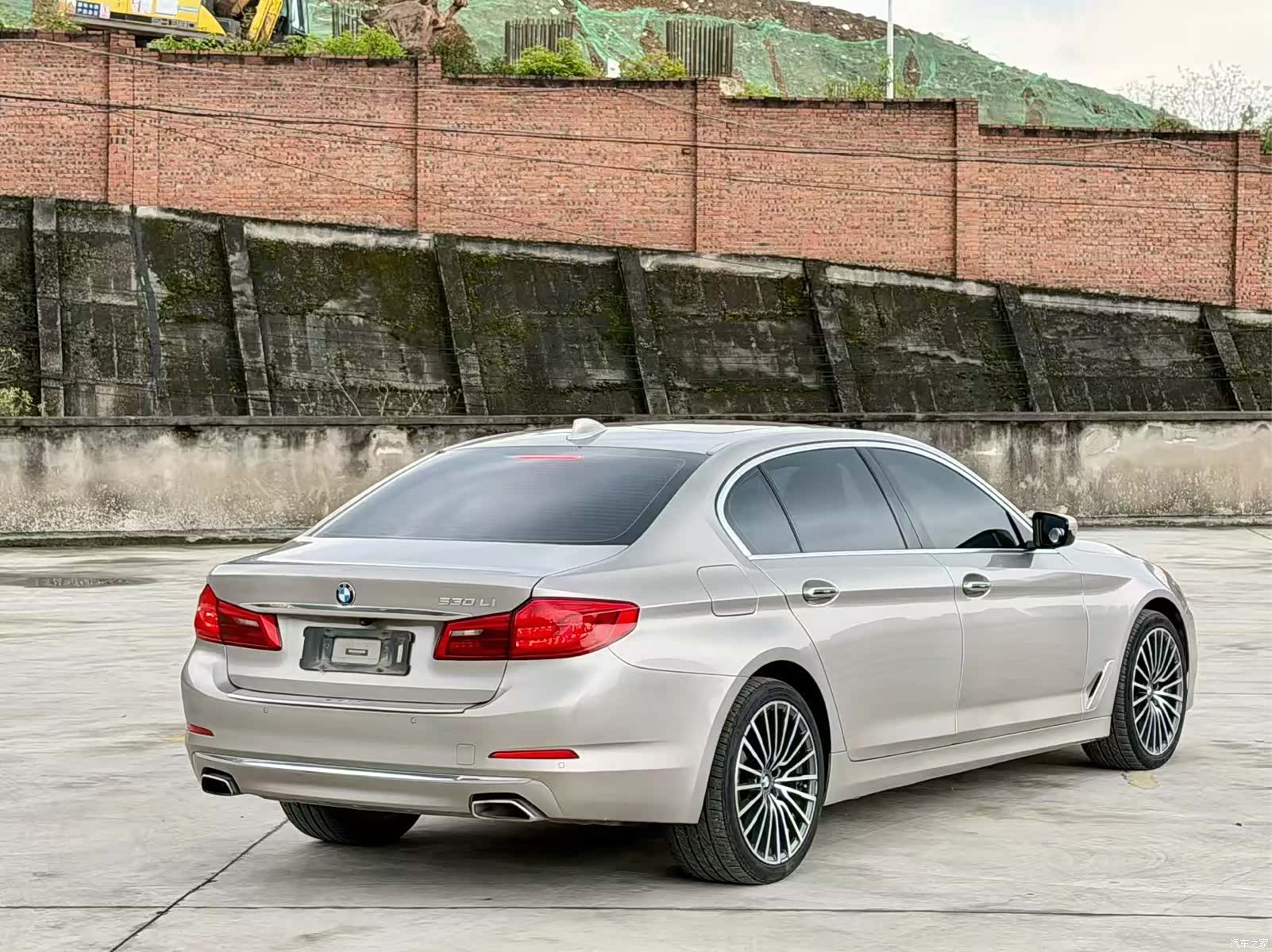 BMW 5 Series, 2017 9