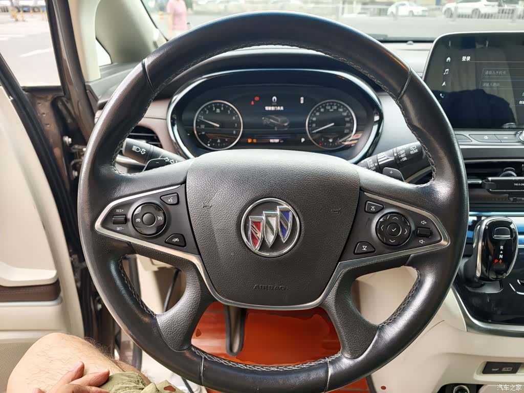 Buick GL8, 2021 11