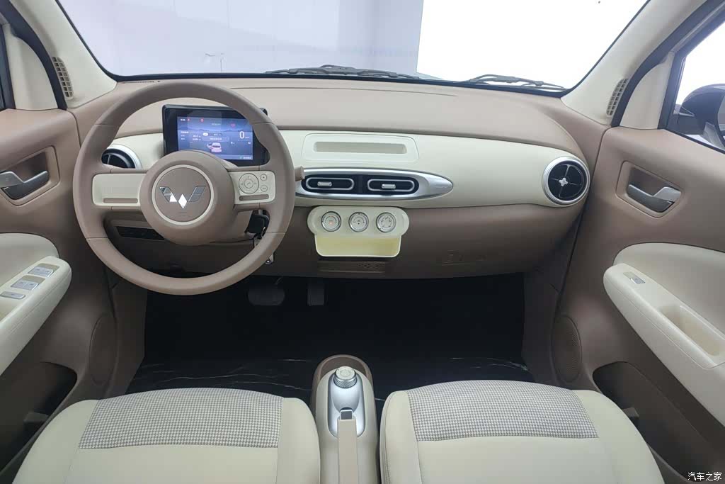 Wuling MINIEV, 2026 12