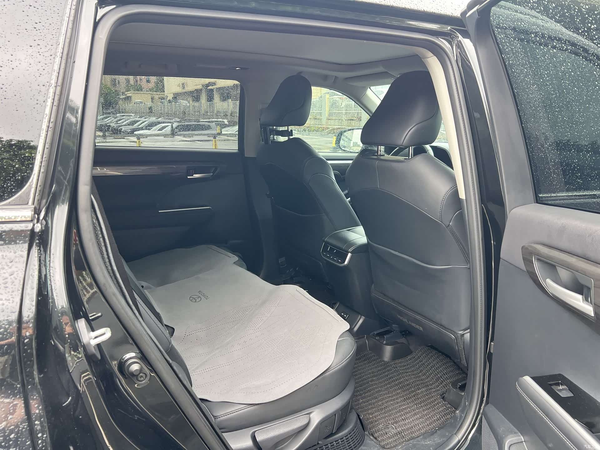 Toyota Highlander, 2025 10