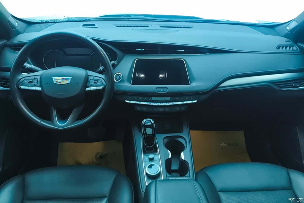 Cadillac XT4, 2023 12