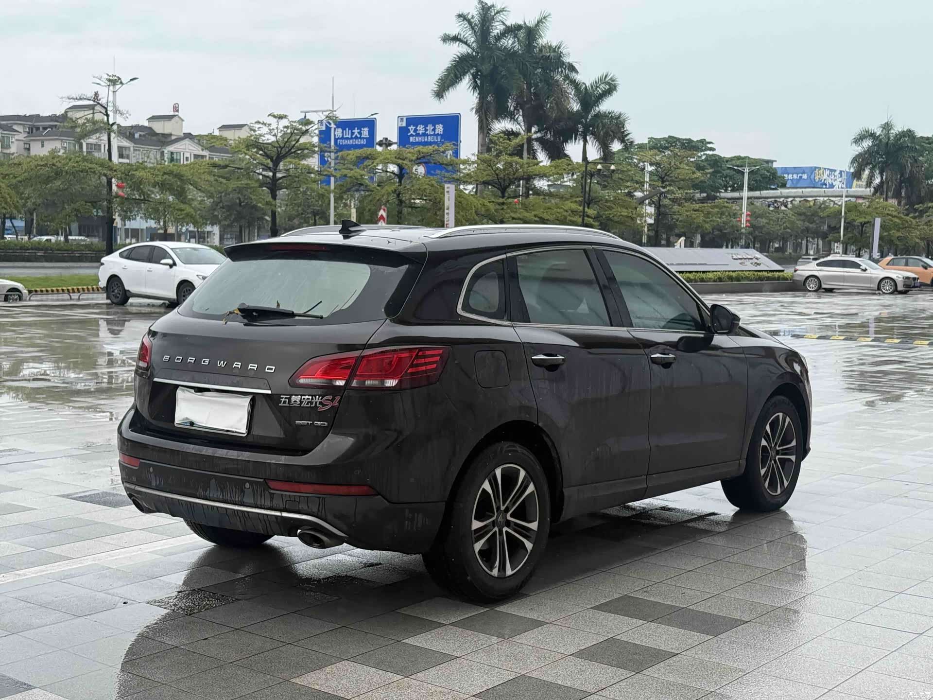 Borgward BX7, 2016 3