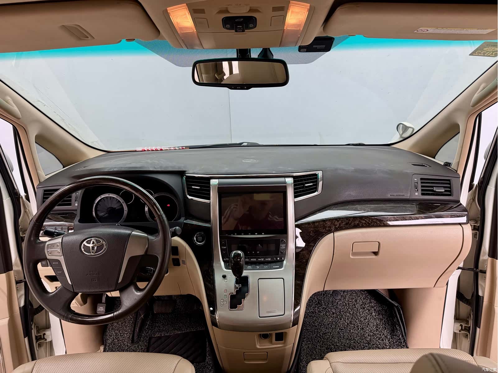 Toyota Alphard, 2016 20
