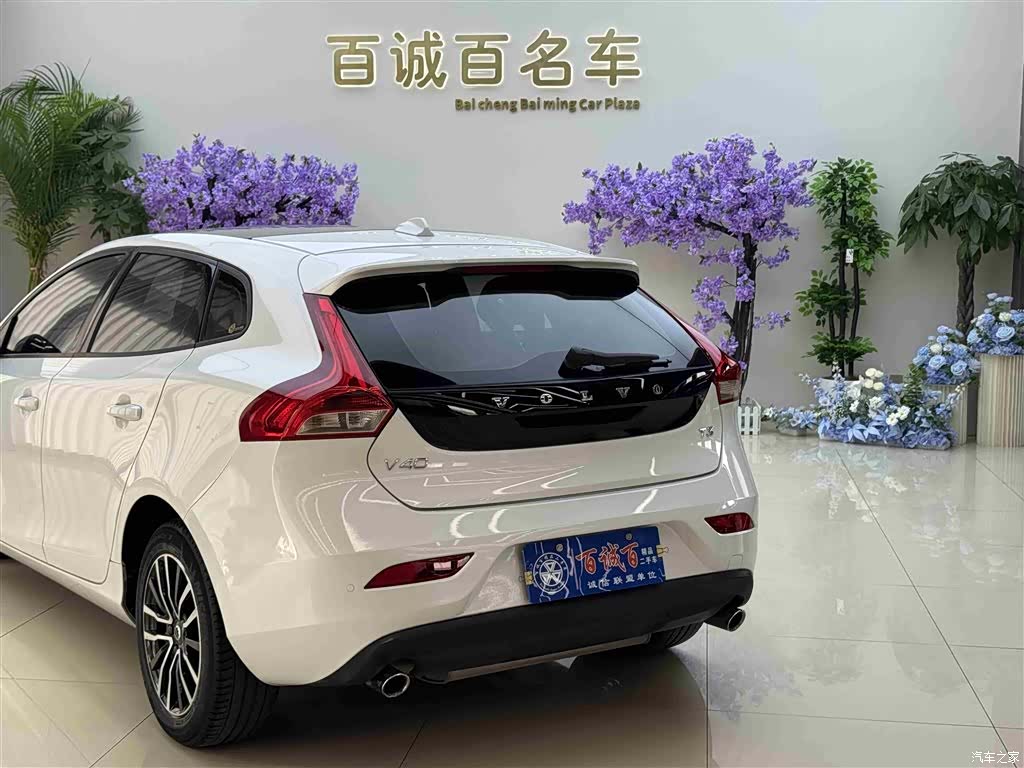 Volvo V40, 2016 8