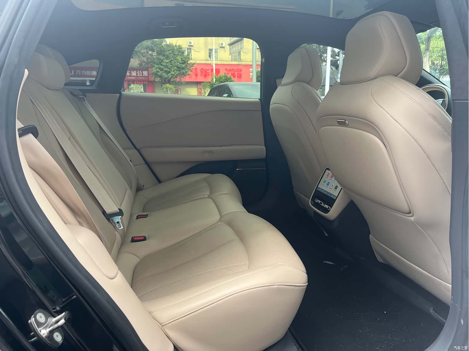 Xpeng P7, 2024 8