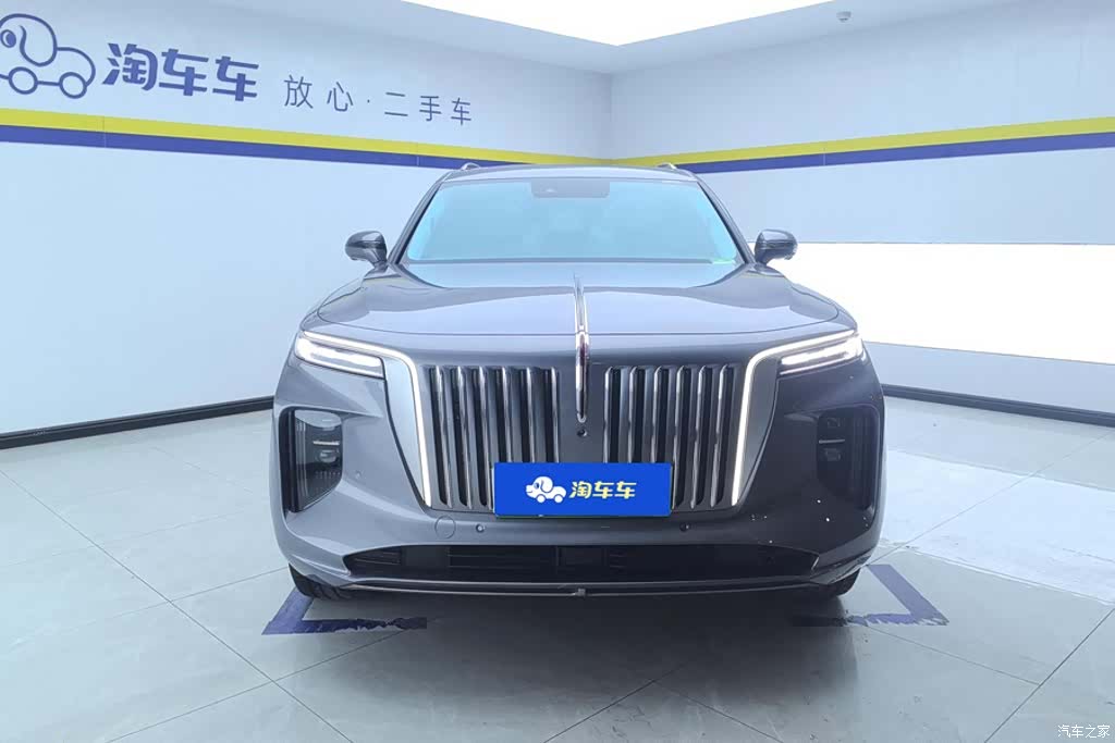 Hongqi E-HS9, 2023 2