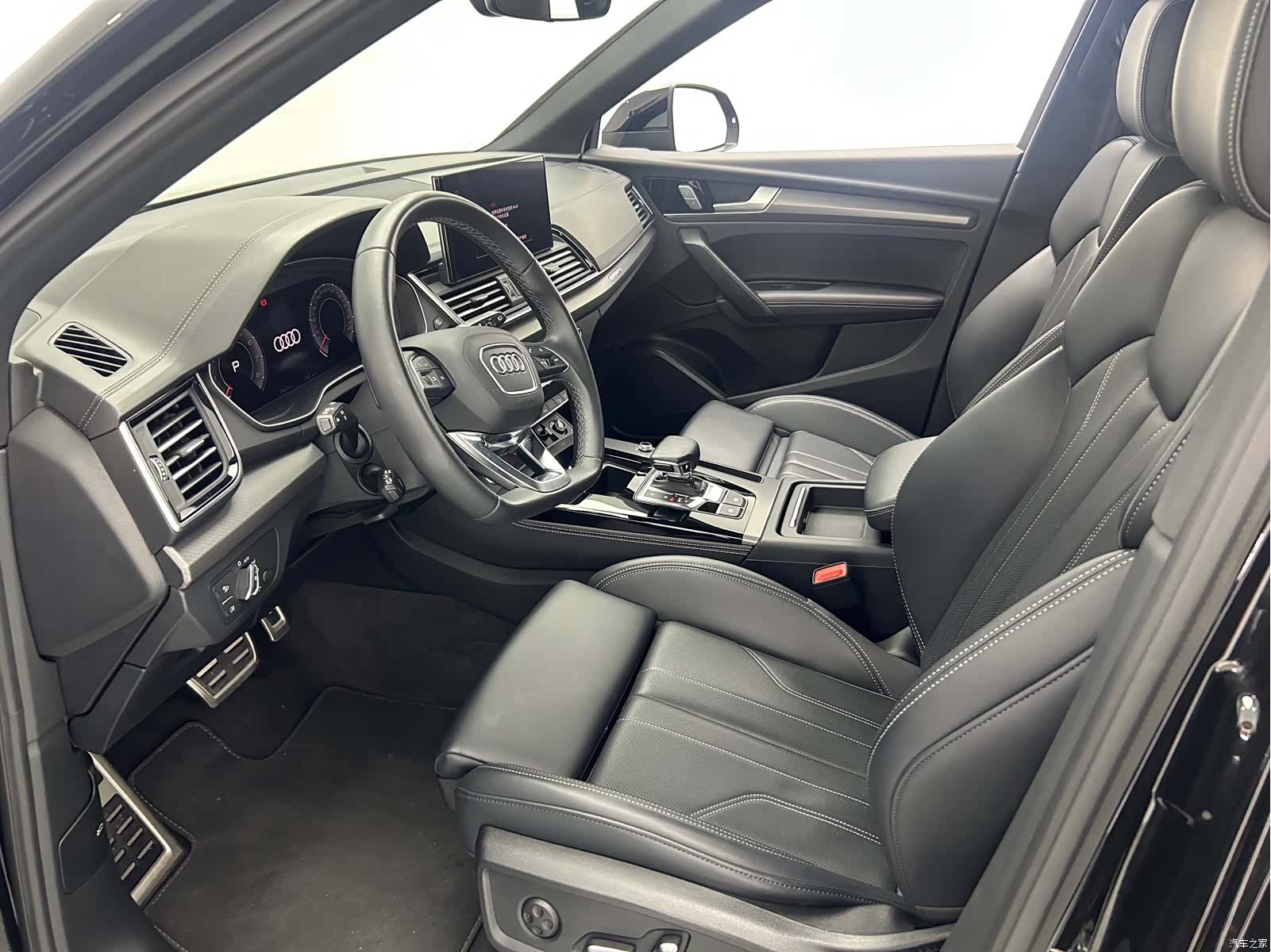 Audi Q5L, 2025 7